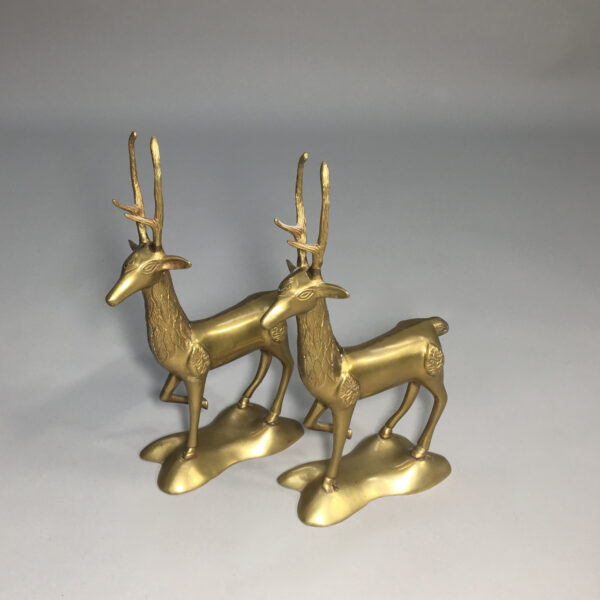 Deer in brass. Hjortar mässing Wgerdals