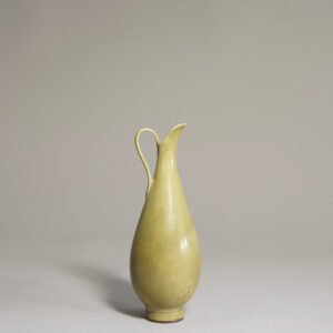 Jug in stoneware by Berndt Friberg for Gustavsber, Sweden. Kanna i stengods wigerdals