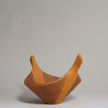 Handmade bowl in teak by Johnny Mattsson. Handgjord teakskål Wigerdals