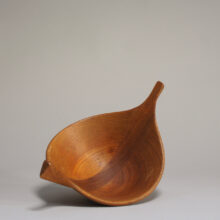 Handmade bowl in teak by Johnny Mattsson. Handgjord teakskål Wigerdals