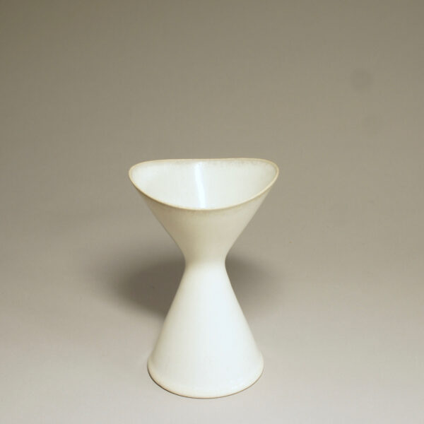 Vase in stoneware by Stig Lindberg for Gustavsberg. Vas i stengods Wigerdals