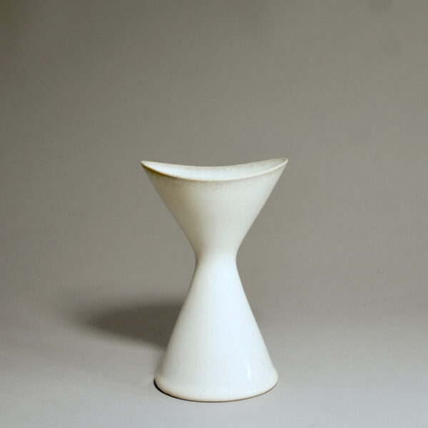 Vase in stoneware by Stig Lindberg for Gustavsberg. Vas i stengods Wigerdals