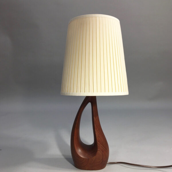 1950's table lamp in teak Bordslampa i teak. Wigerdals