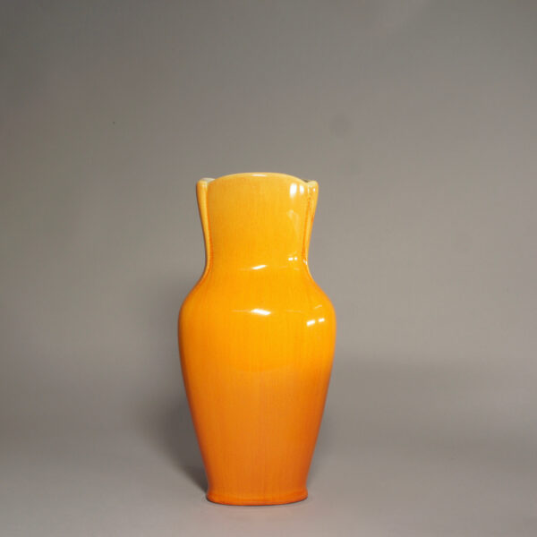 1920's art nouveau vase in ceramic by Rörstrand, Sweden. Vas jugent Wigerdals