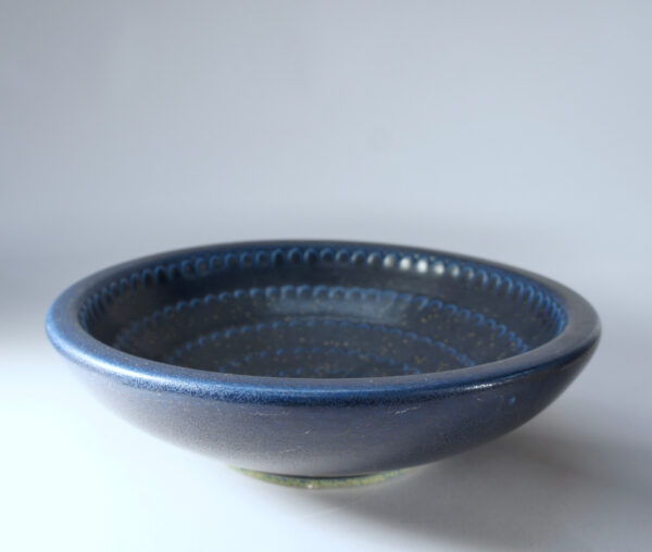 Ceramic bowl by Wilhelm Kåge. Gustavsberg. Skål stengods Wigerdals