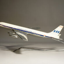 Aircraft model in aluminium. SAS DC-8 by A/S Fermo, Danmark. Flygplansmodell Wigerdals