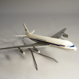 Aircraft model SAS DC-8 by A/S Fermo, Danmark. Flygplansmodell Wigerdals