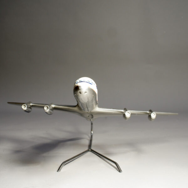 Aircraft model in aluminium. SAS DC-8 by A/S Fermo, Danmark. Flygplansmodell Wigerdals