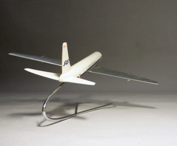 Aircraft model in aluminium. SAS DC-8 by A/S Fermo, Danmark Flygplansmodell Wigerdals