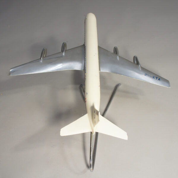 Aircraft model SAS DC-8 by A/S Fermo, Danmark. Flyg
