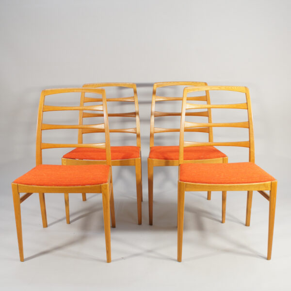 Four 1960's chairs in oak with new reupholstered seats by Bertil Fridhagen for Bodafors, Sweden. "Reno" 4 st nyklädda stolar i ek Wigerdals