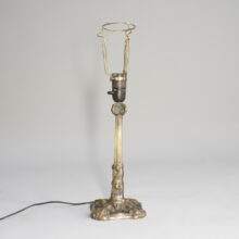 1910-20' art nouveau table lamp in brass. Bordslampa jugent wigerdal.com