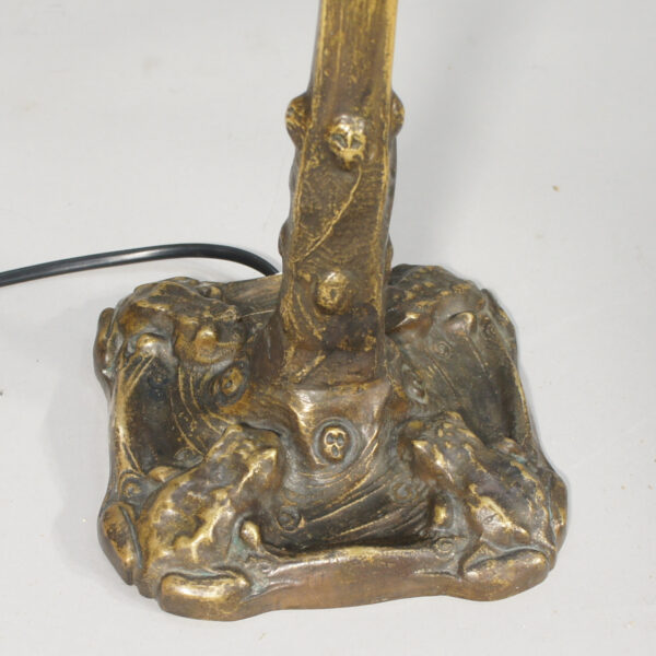 1910-20' art nouveau table lamp in brass. bordslampa jugent mässing wigerdal.com