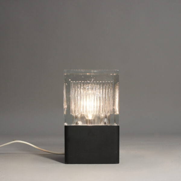 1970's table lamp in glass and metal. Bordslampa glas metall