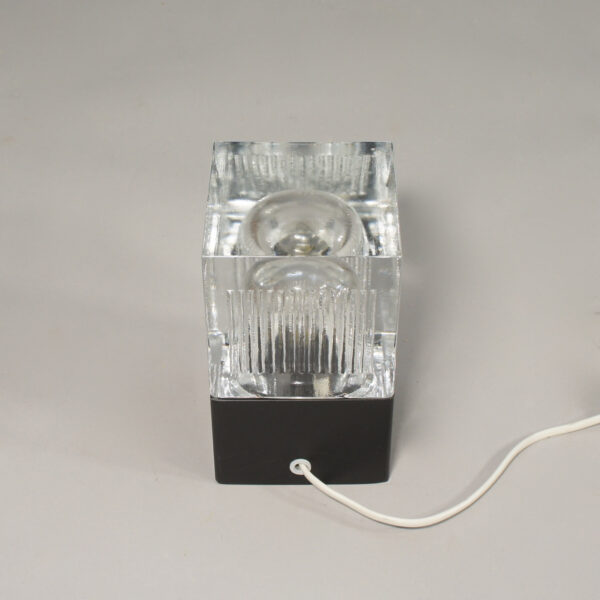 1970's table lamp in glass and metal. Bordslampa i glas och metall. wigerdal.com