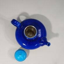 Inger Persson for Rörstrand, Sweden. 1960's tea pot i ceramic "Pop". tekanna wigerdal.com