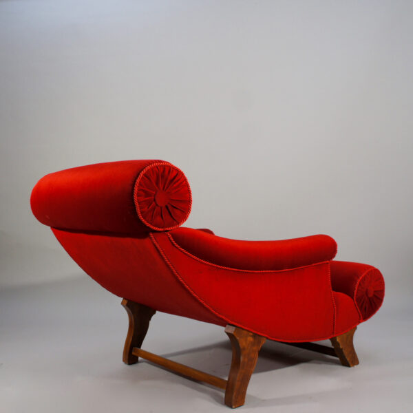 Adolf Loos. "Knieschwimmer" 1906. Easy chair in new production with velvet and legs in wood.