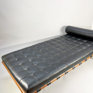 Mies van der Rohe by Knoll. "Barcelona" Daybed in black leather and teak.