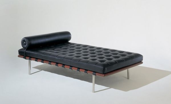 Mies van der Rohe by Knoll. "Barcelona" Daybed in black leather and teak.