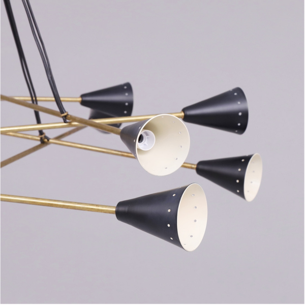 Luci Srl, Parma, Italien, "Intrigo Sputnik". Ceiling lamp with 16 lights.