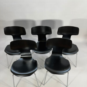 Arne Jacobsen for Fritz Hansen, Denmark. Five black stacking chairs 3103.