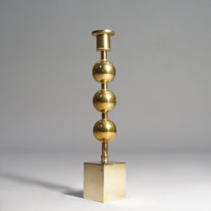 Sigurd Persson for Svenskt Tenn. "Tre Kulor". Signed candle stick in brass.