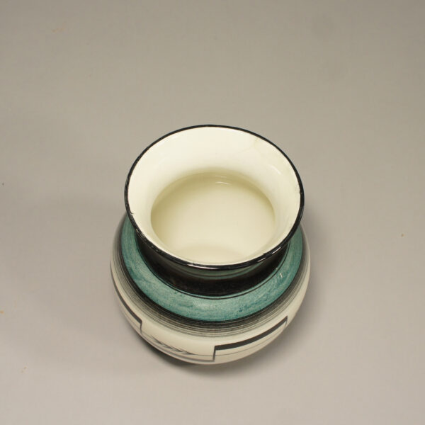 1930's art deco vase in ceramic by Ilse Claesson