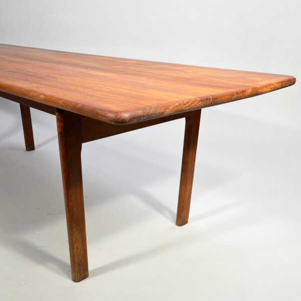 1960's coffee table in solid teak.