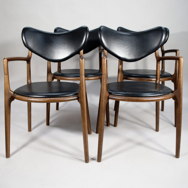 4 arm chairs in oak and leather by Asger Soelberg for Ro collection, Denmark.