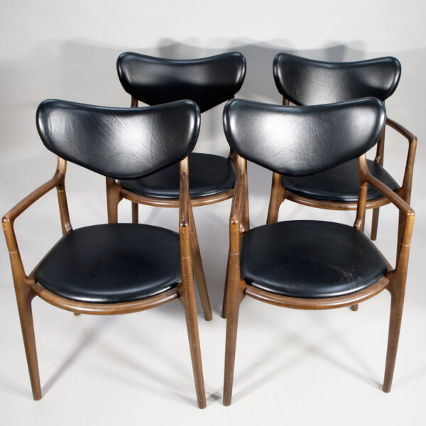 4 arm chairs in oak and leather by Asger Soelberg for Ro collection, Denmark.