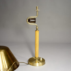 1950's desk lamp in brass and wood by Falkenberg Belysning, Sweden.