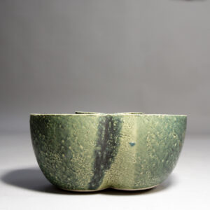 Bowl in chamotte ceramic by Pia Hellberg, Sweden.