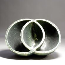 Bowl in chamotte ceramic by Pia Hellberg, Sweden.
