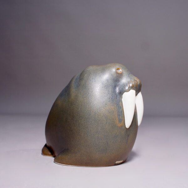Walrus in ceramic by Taisto Kaasinen for Arabia, Finland