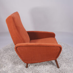 "Hugo". 1965's reupholstered easy chair in wood and velvet fabric by Ikea