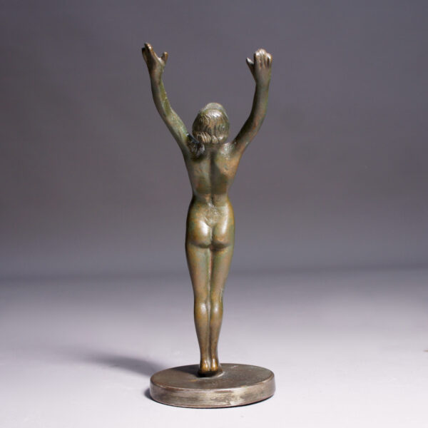 1930's sculpture in bronze. Naked woman