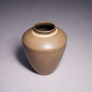 Erich & Ingrid Thriller, Tobo. 1950's vase in stoneware.