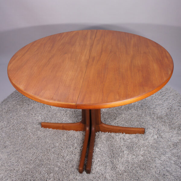 Dining table in teak with two extension boards by Karl-Erik Ekselius for JOC