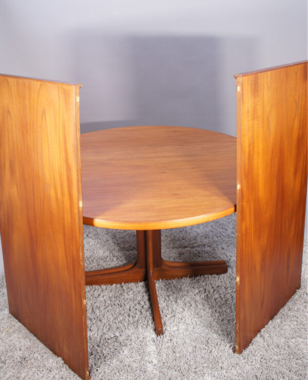 Dining table in teak with two extension boards by Karl-Erik Ekselius for JOC