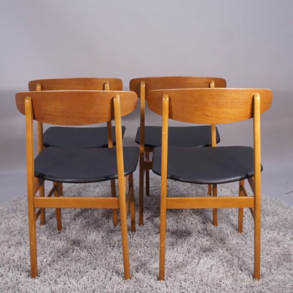 Danish dining chairs in teak and beech. Danska matstolar i teak