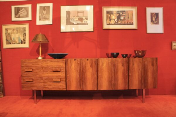 1960's sideboard in roseboard Sideboard i jakaranda 60-tal.