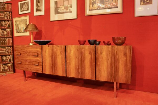 1960's sideboard in roseboard Sideboard i jakaranda 60-tal.