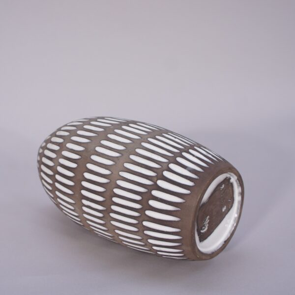 Ingrid Atterberg for Upsala Ekeby, Sweden. "Negro". Decorated vase in ceramic. 1953